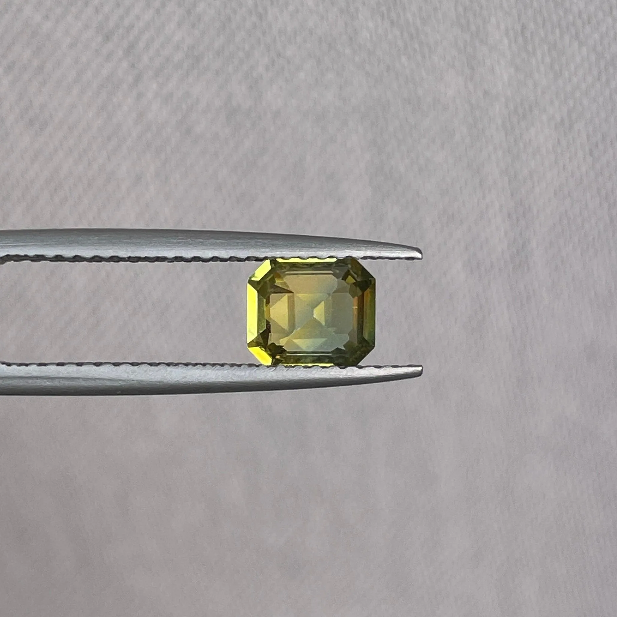 1.18 ct Oval Greenish Yellow Sapphire