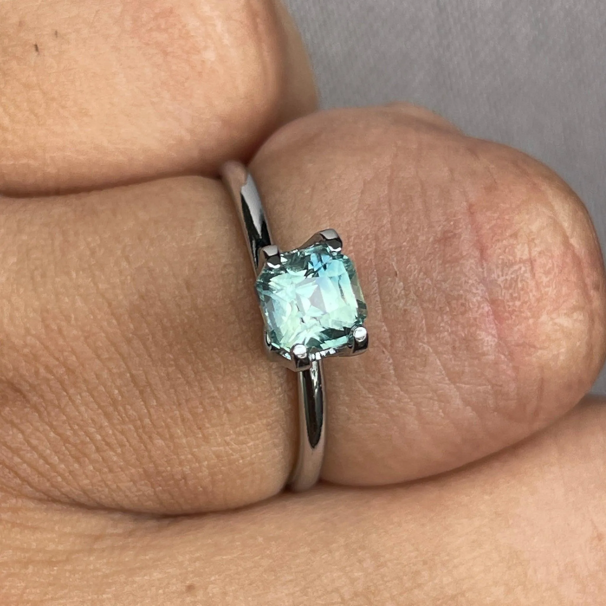 1.31 carats Light Green Sapphire