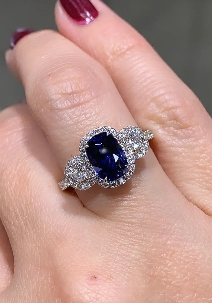 2.30ct Sapphire And Diamond Right Hand Ring