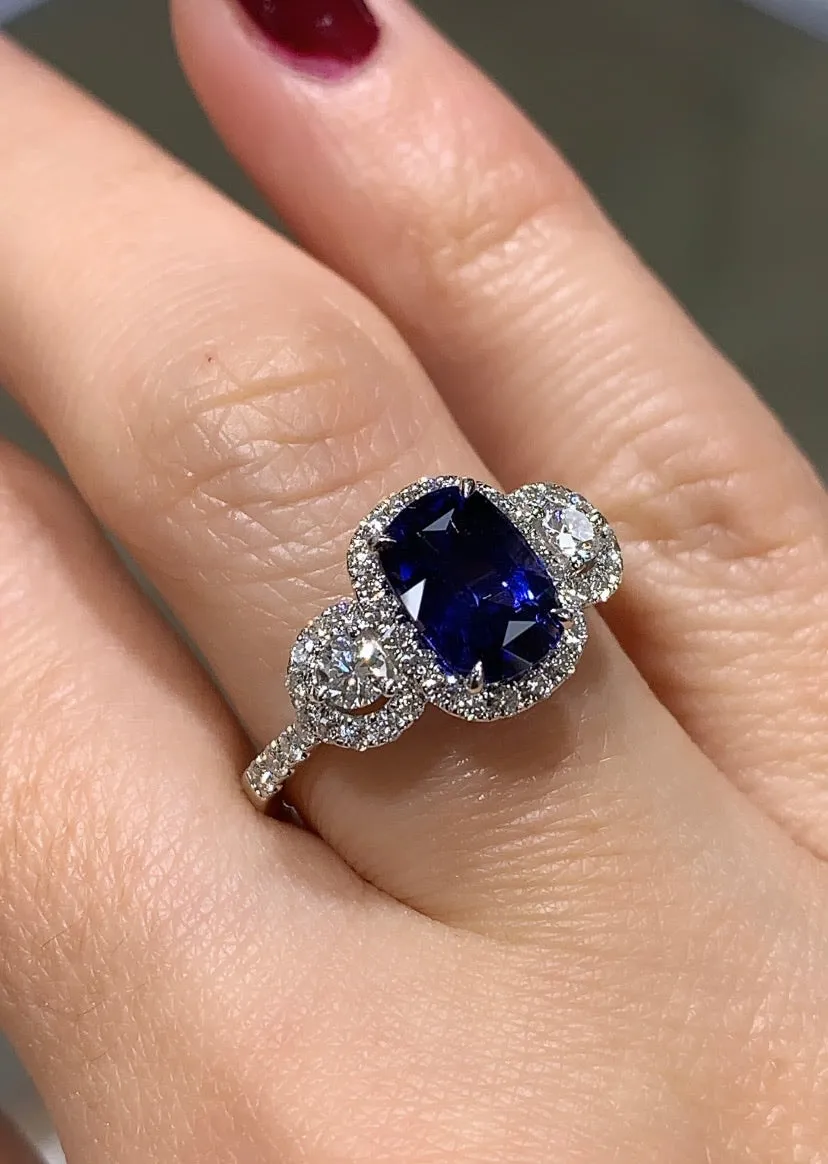 2.30ct Sapphire And Diamond Right Hand Ring