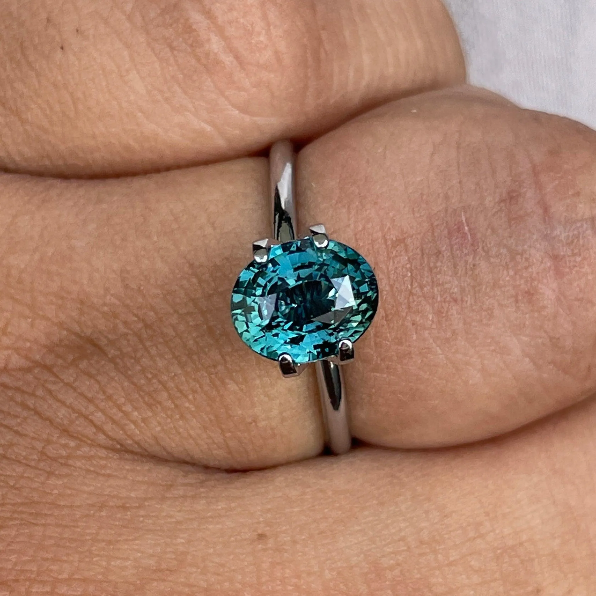 2.54 carat natural green sapphire - Teal sapphire ring – green sapphire - Loose gemstone - Oval engagement ring