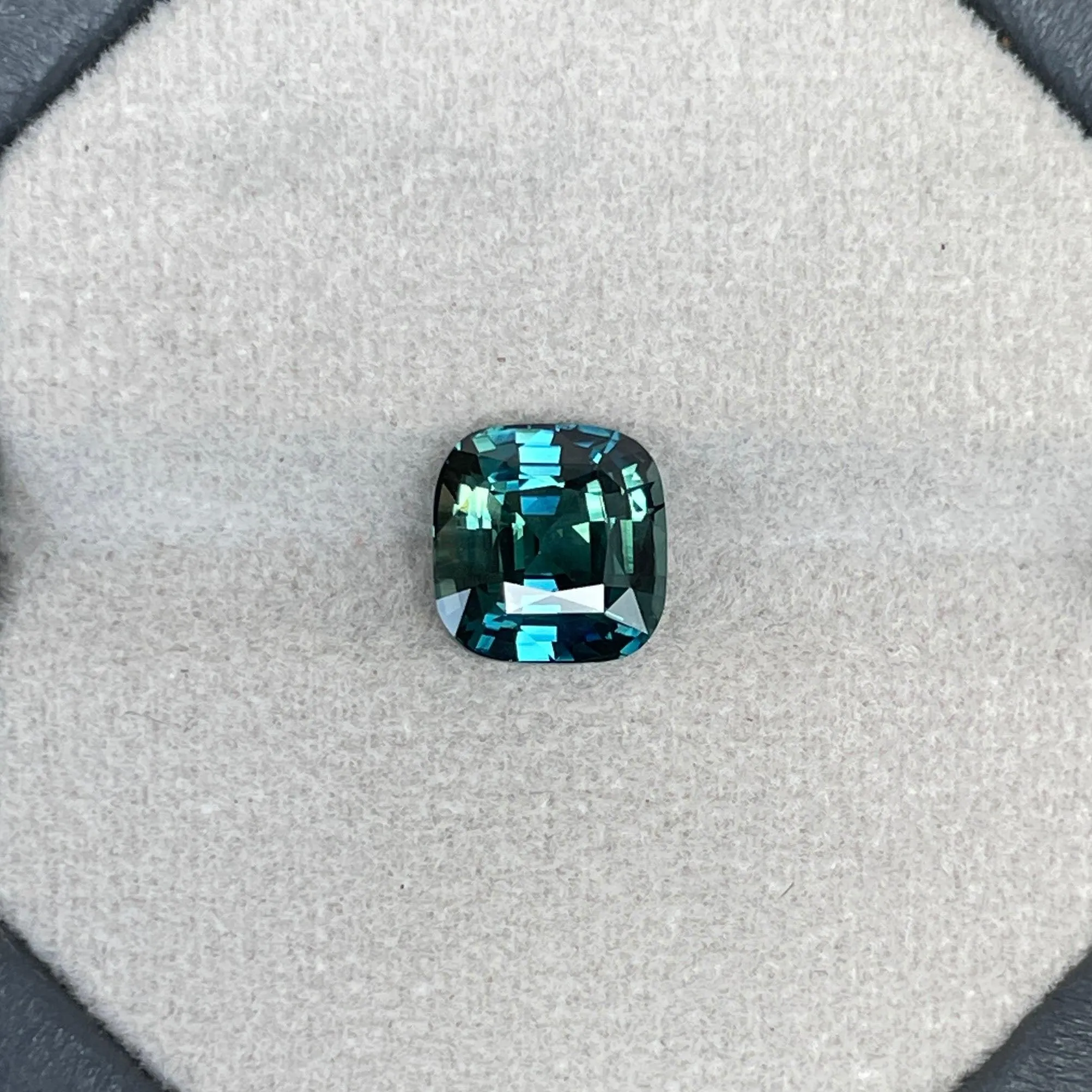 Peacock Sapphire 3.67ct / Blue Green Sapphire / Engagement Rings / Cushion-shaped sapphire / Teal Sapphire Ring