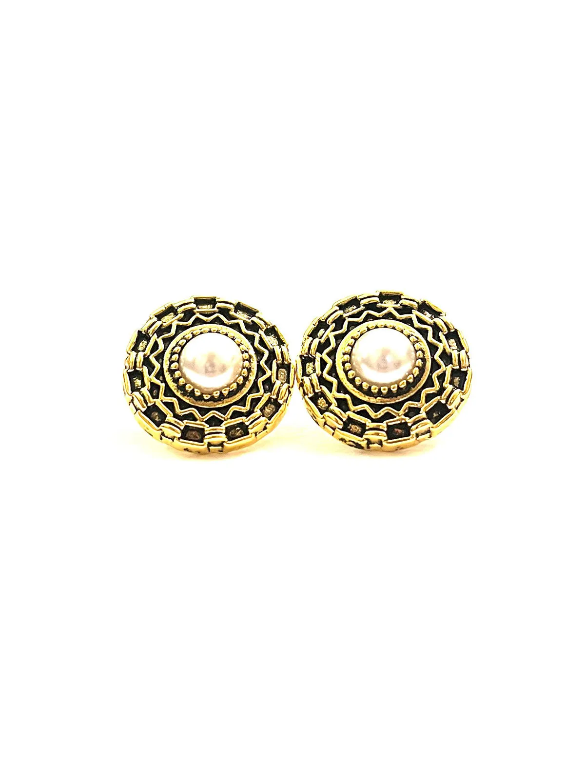 Pearl Sheild Earrings - Trio Earrings
