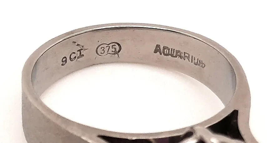 Sapphire 9ct White Gold Handmade Ring