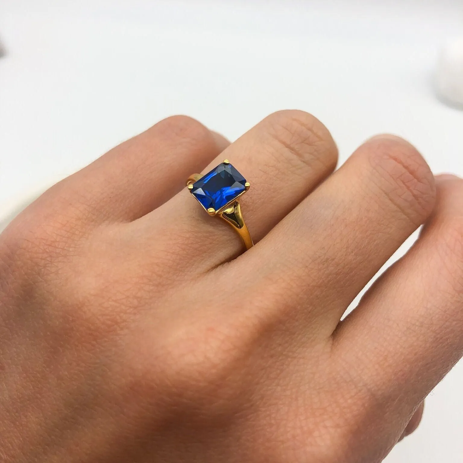 Sapphire Gold Ring - Radiant Cut Ring - Solitaire Sapphire Ring